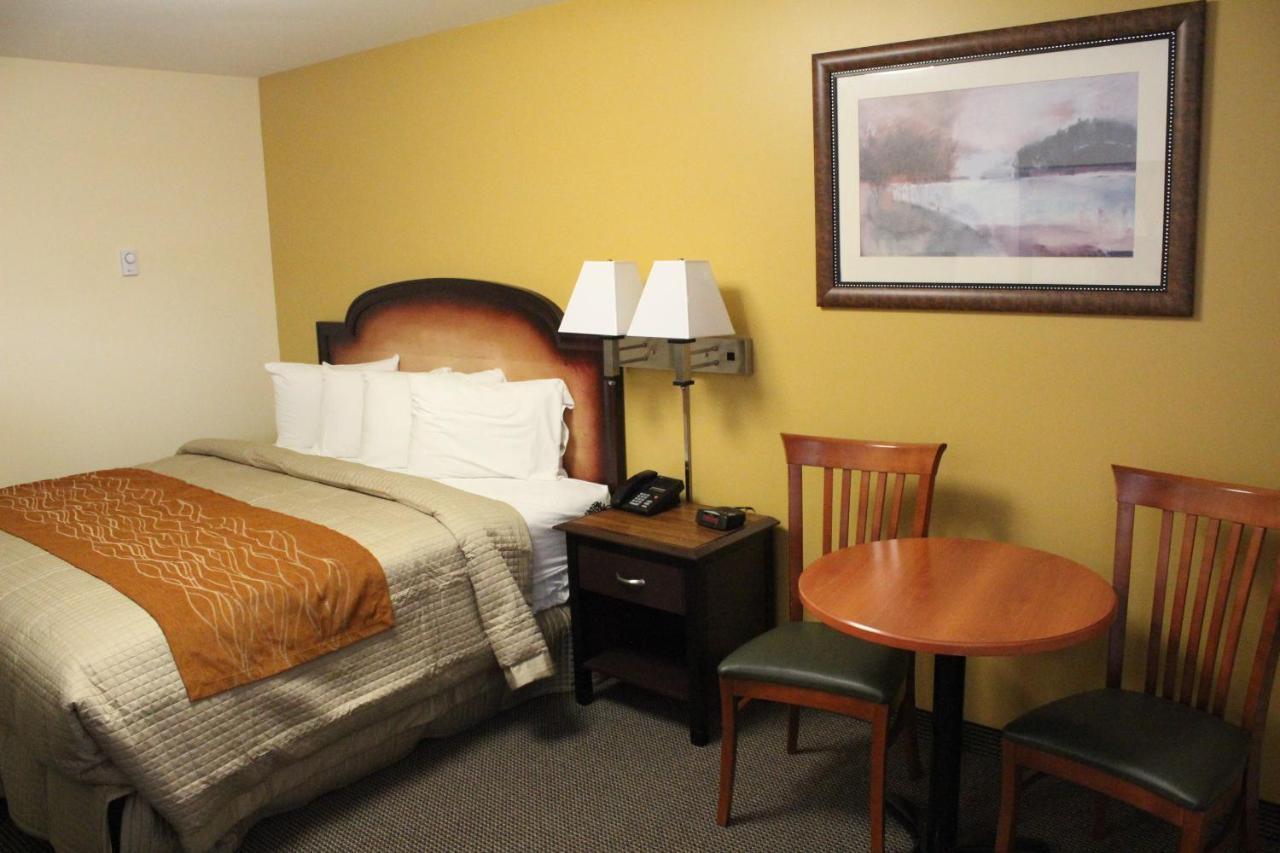 Imperial Fireside Inn Съдбъри Екстериор снимка