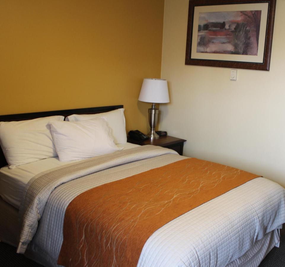 Imperial Fireside Inn Съдбъри Екстериор снимка